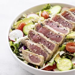 Urbane Cafe - Ahi Salad