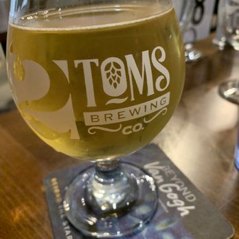 2Toms Brewing - Blake's Cider - Breweries Near Me - Fort Wayne, Indiana