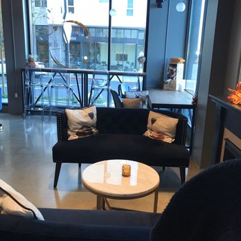 Wine So Cru - Wine Bars Near Me - Berkeley, California