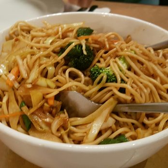 Hakka Chilli - Noodles - Hakka Near Me - Mississauga, Ontario