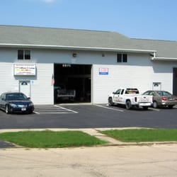 Gary's Collision Center - Gary's Collision & Customs is located at 304 E. Washington St. in downtown Freeport.