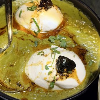 Tajhouse Uptown - Saag buratta - Indian Near Me - Charlotte, North Carolina