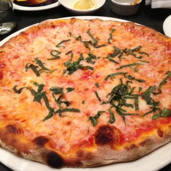 Quattro Caffe - Margarita pizza - Italian Near Me - Costa Mesa, California