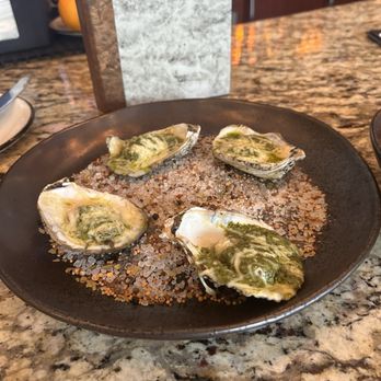 McCormick & Schmick's Seafood & Steaks - Pesto oysters $16 for 4 - Seafood Near Me - Cincinnati, Ohio