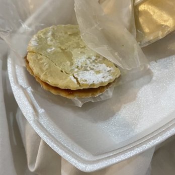 Cabo Blanco Restaurant - Alfajor - Cuban Near Me - Fort Lauderdale, Florida