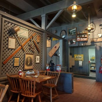 Cracker Barrel Old Country Store - Dinning Area - American Near Me - Walterboro, South Carolina Cracker Barrel Old Country Store - Dinning Area - American Near Me - Walterboro, South Carolina