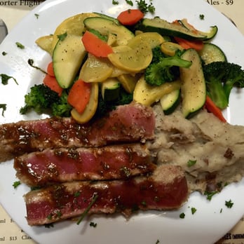Barrelhouse 101 - Panco Crusted Ahi - American Near Me - Ventura, California