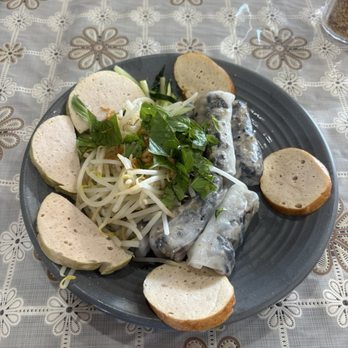 Banh Cuon Thien Huong - Bánh cuốn with Chả - Vietnamese Near Me - Westminster, California Banh Cuon Thien Huong - Bánh cuốn with Chả - Vietnamese Near Me - Westminster, California