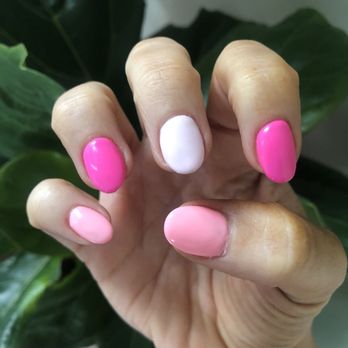 Roosevelt Nails Bar - Nail Salons Near Me - Seattle, Washington