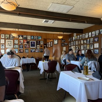 Scoma's Restaurant - Interior - Seafood Near Me - San Francisco, California Scoma's Restaurant - Interior - Seafood Near Me - San Francisco, California