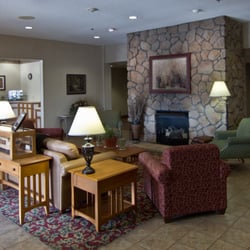 Coshocton Village Inn & Suites