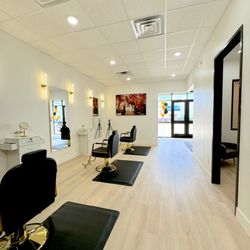 Glamour beauty salon
