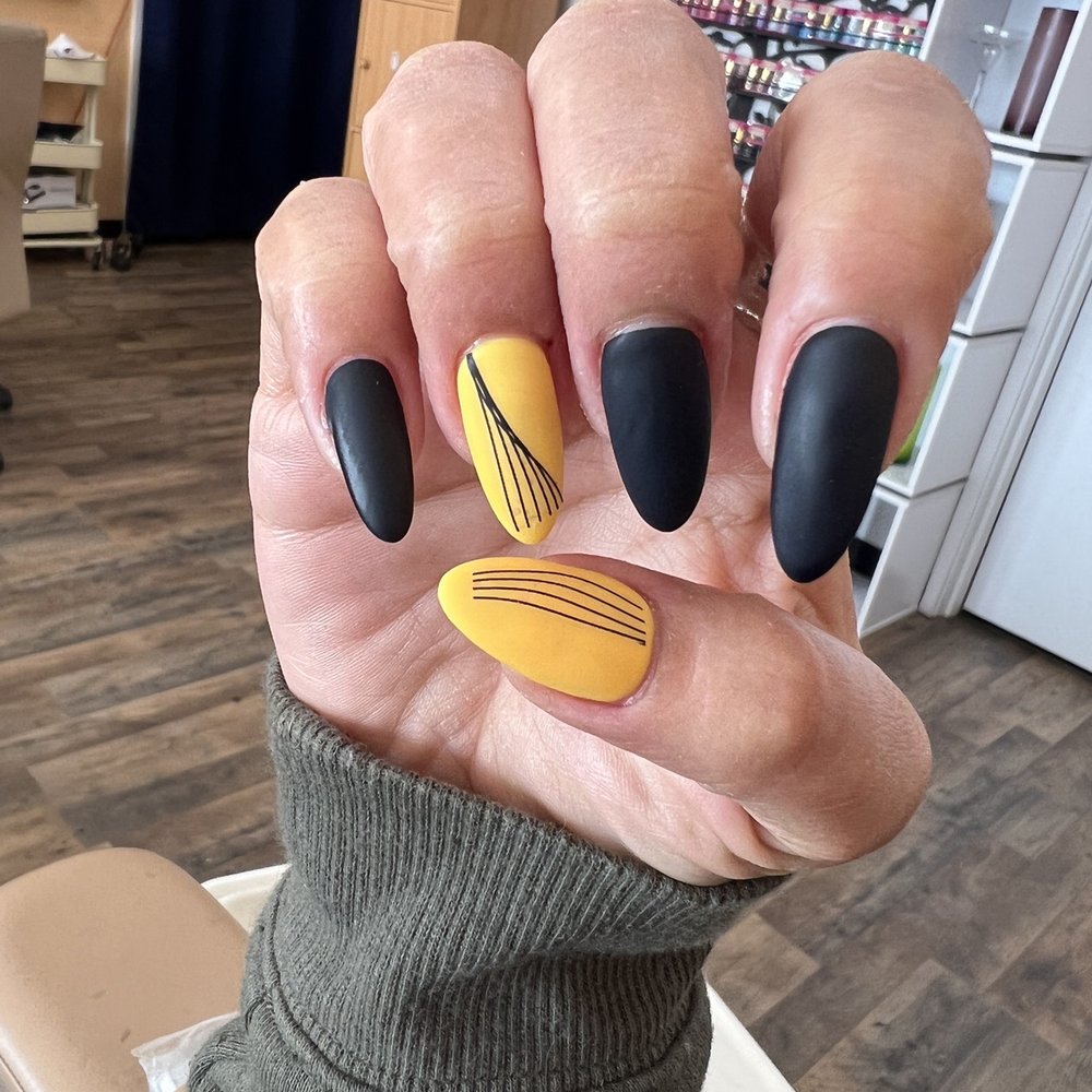 Kim's Nails and Spa - Nail Salons Near Me - Garden Grove, California