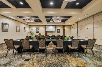 Oxford Hotel Bend by null