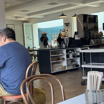 Wise Sons - JCC - Counter, where you could order and view all the delicious baked goods - Bagels Near Me - San Francisco, California