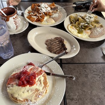 JK Jalisco’s Kitchen - Breakfast & Brunch Near Me - Moreno Valley, California