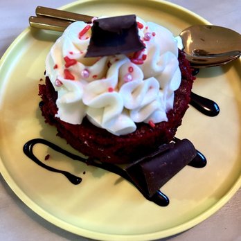Fizzy Jane's - Red velvet cake... Meh - New American Near Me - Southport, North Carolina Fizzy Jane's - Red velvet cake... Meh - New American Near Me - Southport, North Carolina