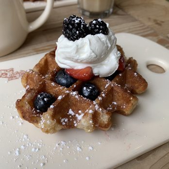 Le Pain Quotidien - Belgian Lige Waffle - Bakeries Near Me - Fairfax, Virginia Le Pain Quotidien - Belgian Lige Waffle - Bakeries Near Me - Fairfax, Virginia