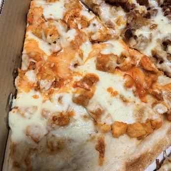 Jules Pizza - Buffalo chicken - Pizza Near Me - Brooklyn, New York Jules Pizza - Buffalo chicken - Pizza Near Me - Brooklyn, New York