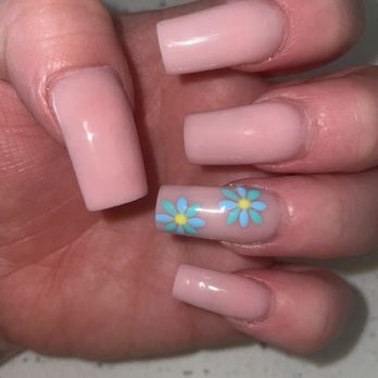 Elegant Nails - Nail Salons Near Me - Simi Valley, California