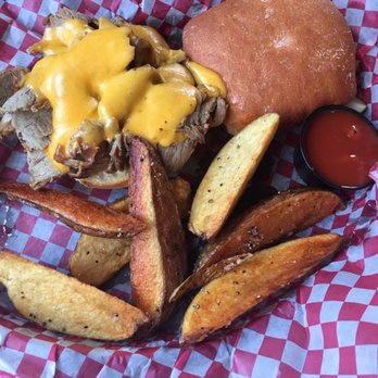 Pat's Brew House - Hot beef and cheddar - Breweries Near Me - Cody, Wyoming Pat's Brew House - Hot beef and cheddar - Breweries Near Me - Cody, Wyoming