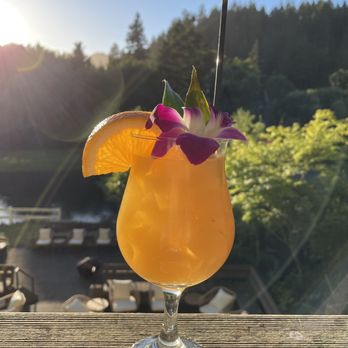 Boho Manor - Tropical punch - Hotels Near Me - Monte Rio, California