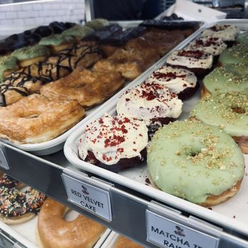 Randy’s Donuts - doughnuts! - Donuts Near Me - Los Angeles, California Randy’s Donuts - doughnuts! - Donuts Near Me - Los Angeles, California