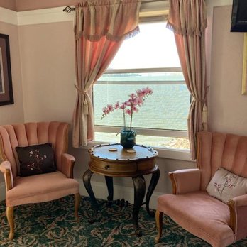 Shorelight Inn - Bed & Breakfast Near Me - Benicia, California Shorelight Inn - Bed & Breakfast Near Me - Benicia, California