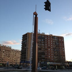 La Pantera Rosa - La fuente en marcha por la tarde