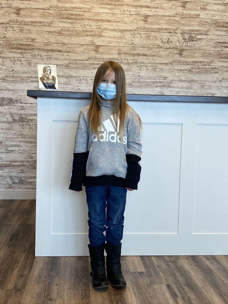 THE HALO ROOM Updated September 2024 5648 SW 29th St, Topeka