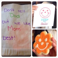 Eat'n Park - Free cookie for all the moms! (Yes, they gave me a cookie -- hey, I'll be a mom one day, God willing)