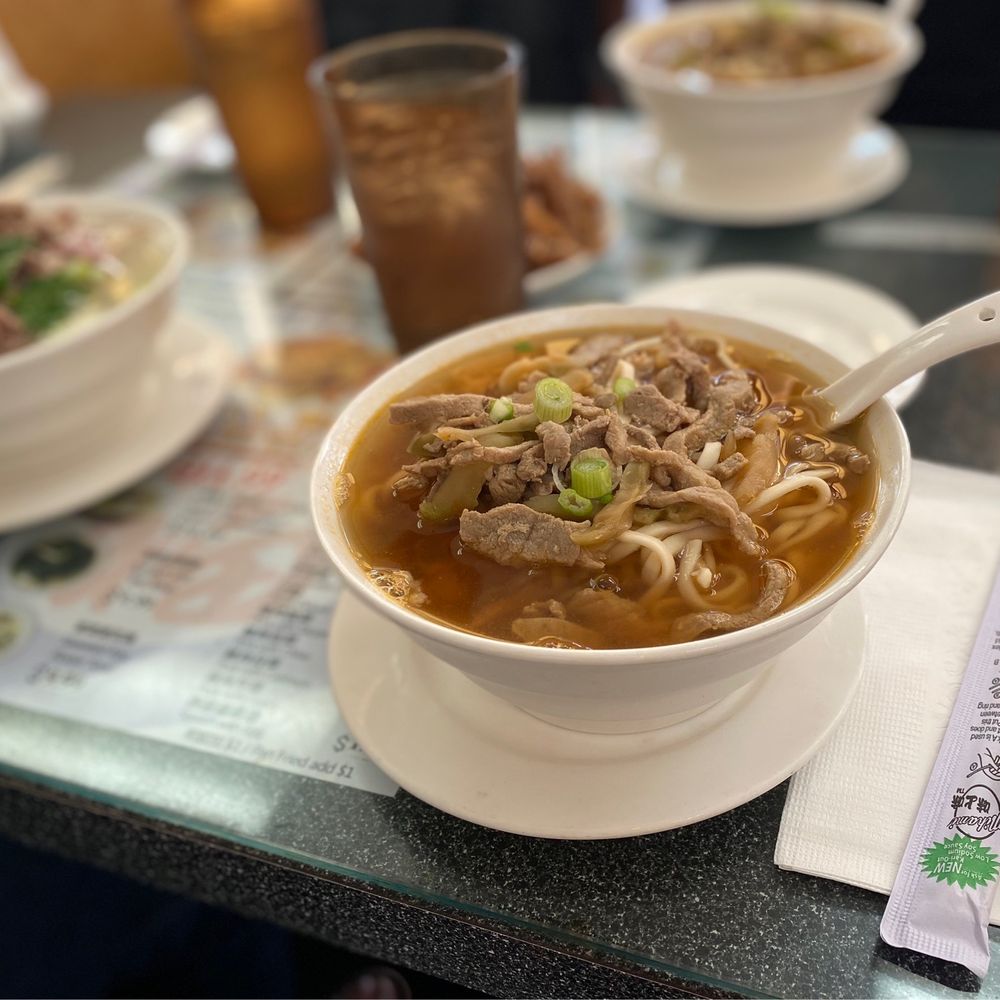 Fuji Huoshao & Dumpling - a bowl of soup - Chinese Near Me - San Jose, California