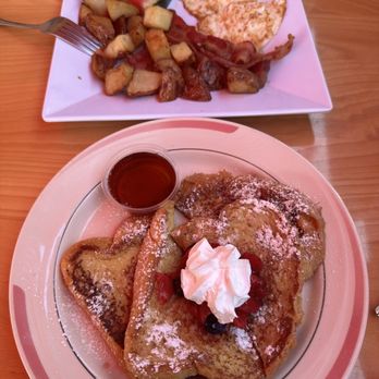 George's Cafe - Breakfast & Brunch Near Me - West Covina, California