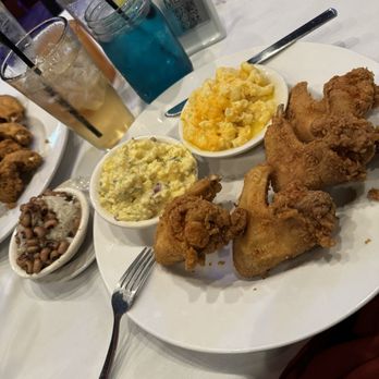 Kelsey's - Fried chicken potato salad Mac and cheese black eyed peas - Soul Food Near Me - Atlantic City, New Jersey Kelsey's - Fried chicken potato salad Mac and cheese black eyed peas - Soul Food Near Me - Atlantic City, New Jersey