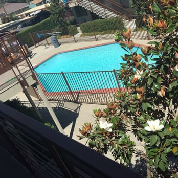 Courtyard Village - View from upstairs units - Apartments Near Me - Tracy, California Courtyard Village - View from upstairs units - Apartments Near Me - Tracy, California