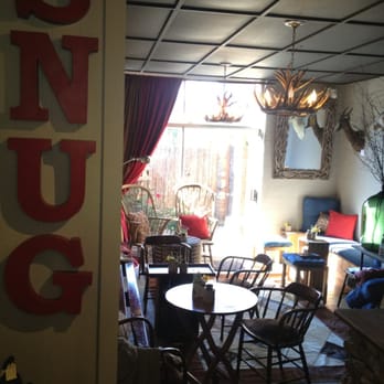 Cabin & Co - Snug for a coffee at Cabin & Co - Fast Food Near Me - Blackheath, NSW