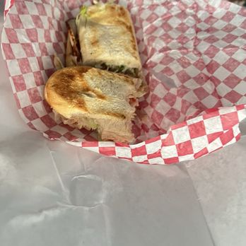 Elmwood Market - Classic Turkey Sub - Grocery Near Me - Buffalo, New York