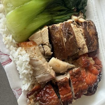 Hon Kee BBQ & Seafood - Barbeque Near Me - Chicago, Illinois Hon Kee BBQ & Seafood - Barbeque Near Me - Chicago, Illinois