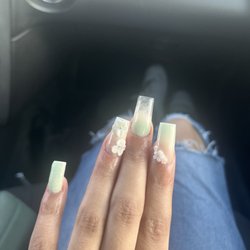 Lotus Nails & Spa