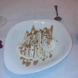 O Bo Paladar - Helado casero de pistacho y cacahuete con crujiente de caramelo