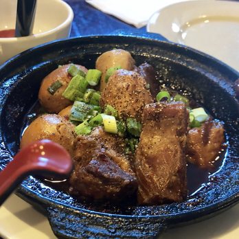 Rainier Restaurant - Vietnamese Near Me - Seattle, Washington