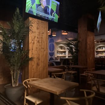 Recreation - Sports Bars Near Me - Austin, Texas
