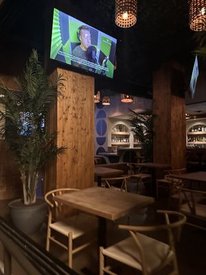 Drop Kick Cocktail Bar & Kitchen by null