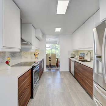 Avila Engineering & Construction - Kitchen Cabinets - General Contractors Near Me - Boca Raton, Florida Avila Engineering & Construction - Kitchen Cabinets - General Contractors Near Me - Boca Raton, Florida