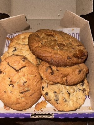 Insomnia Cookies by null