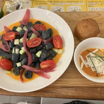 Sfoglia Rina - Pasta Shops Near Me - Bologna, BO