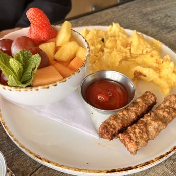 BB Cafe & Catering - Cafes Near Me - Burbank, California