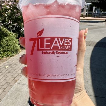 7 Leaves Cafe - Strawberry Hibiscus Tea with aloe - Bubble Tea Near Me - San Jose, California