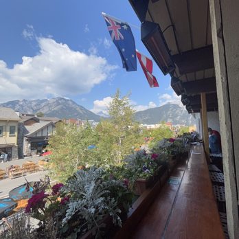 Banff Ave Brewing Co - Beautiful view! - Breweries Near Me - Banff, Alberta Banff Ave Brewing Co - Beautiful view! - Breweries Near Me - Banff, Alberta