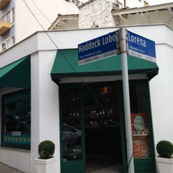 Casa Granado - Foto entrada com placas das ruas